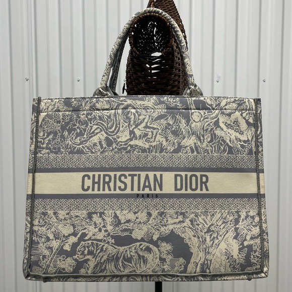 CHRISTIAN DIOR Canvas Embroidered Large Dioriviera Toile De Jouy Blue Book Tote - Picture 1 of 16
